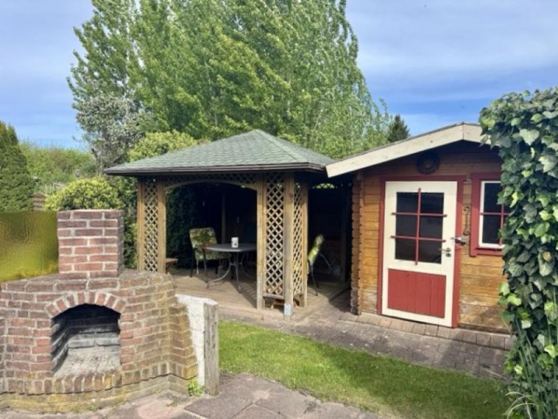 Lohe-Rickelshof Einfamilienhaus in Lohe-Rickelshof: Sackgassenlage, zentrumsnah, mit Garten zu verkaufen Haus kaufen