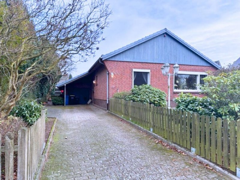 Lohe-Rickelshof Ihr Haus in Lohe-Rickelshof: ebenerdiger Satteldach-Bungalow mit Einliegerwhg. in ruhiger Lage Haus kaufen