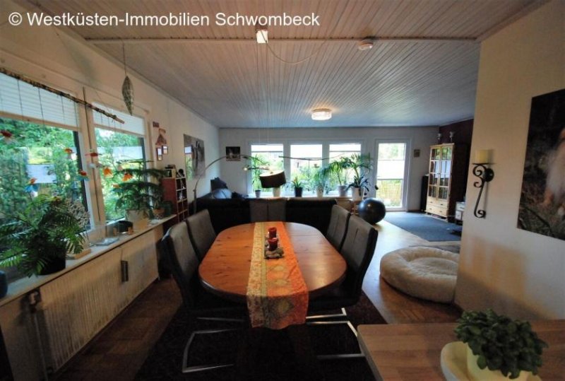 Albersdorf (Kreis Dithmarschen) Für Naturliebhaber! Schönes Einfamilienhaus in ruhiger Waldrandlage! Haus kaufen