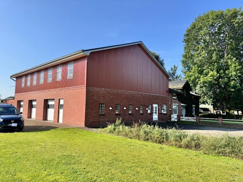 Hennstedt (Kreis Dithmarschen) Charmantes Bauernhaus in Hennstedt, Eidernähe mit 2 Wohnungen, Halle und weitläufigem Grundstück Haus kaufen