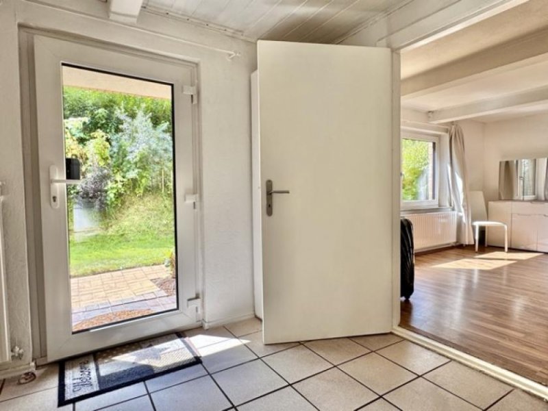 Linden (Kreis Dithmarschen) Verkauf eines gepflegten Resthofes mit Hausweide und Pferdeboxen in Linden Haus kaufen