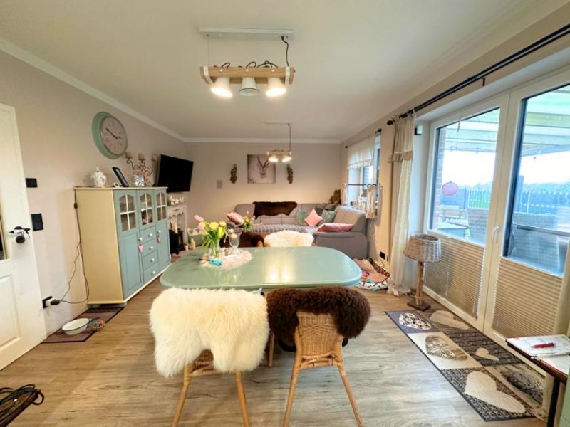 Dörpling Moderner Walmdach-Bungalow in Eidernähe in Dörpling zu verkaufen Haus kaufen