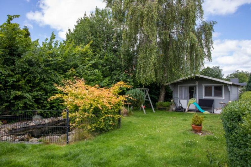 Leck Preiswertes, familienfreundliches Einfamilienhaus sucht neuen Eigentümer - provisionsfrei! Haus kaufen