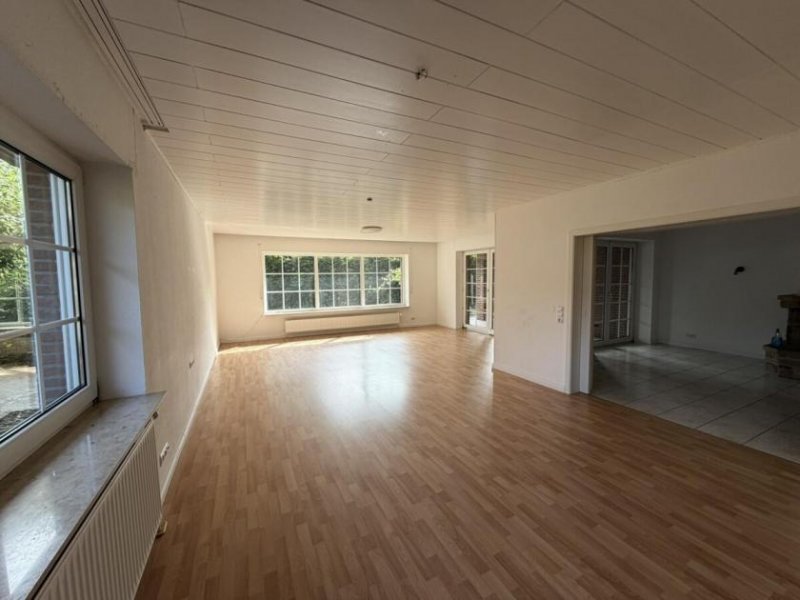 Rastede Groß wohnen mit Mieteinnahme - Rastede (zentral) 254qm - provisionsfrei Haus kaufen