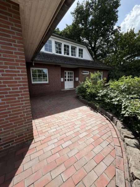 Rastede Groß wohnen mit Mieteinnahme - Rastede (zentral) 254qm - provisionsfrei Haus kaufen