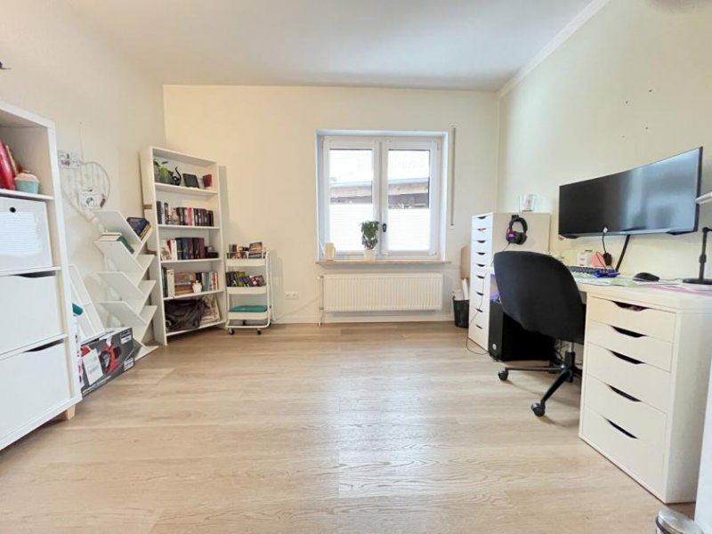 Zetel Modernisierter Bungalow mit Einbauküche und Carport in Neuenburg! Haus kaufen