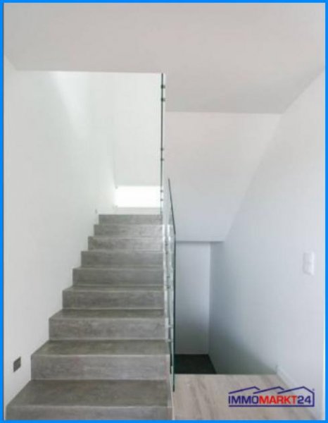 Albarraque ***Neubau in ruhiger Lage mit viel Platz zum wohnen*** Haus kaufen