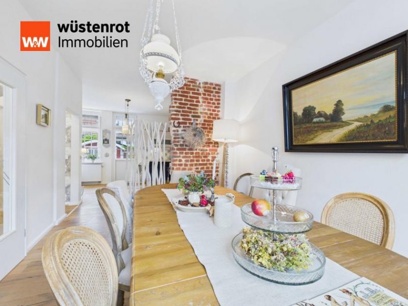 Wilhelmshaven Altbau-Liebe von 1912: Erneuerter Charme & modernes Wohnen im Kaiserin-Viktoria-Viertel in Heppens Haus kaufen