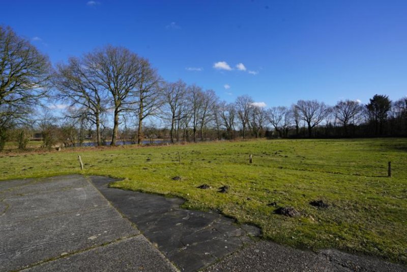 Wittmund * Photovoltaikanlage * Einliegerwohnung möglich * große Scheune * Pferdehaltung möglich Haus kaufen