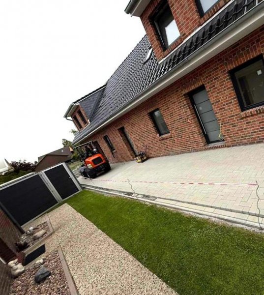 Esens Esens - ruhige Innenstadt-Lage: Neubau Ferienwohnung im Erdgeschoss mit Terrasse Wohnung kaufen