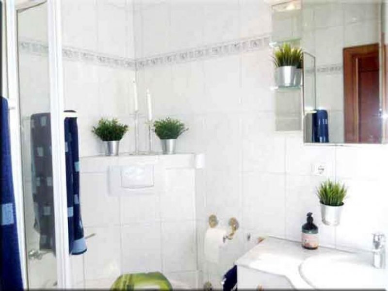 Wangerland Hooksiel Bungalow 6 Zimmer auf 132qm Wfl 2 Bäder Wintergarten Garten
Haus kaufen