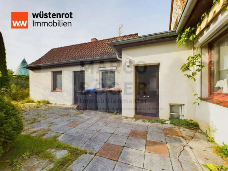 Sande (Landkreis Friesland) Liebling, ich habe einen Schnapp gemacht. 7 ZKB, 953 m² Grundstück. Sanierungsbedürftig Haus kaufen