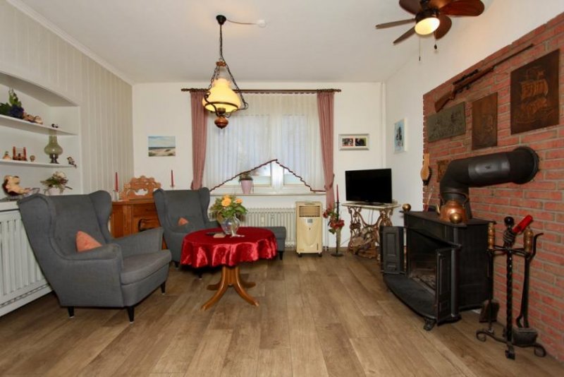 Langeoog Zweifamilienhaus auf Langeoog mit flexibler Nutzung als Frühstückspension Haus kaufen