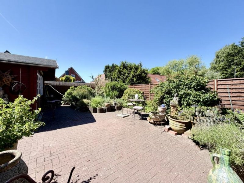 Norden * Fenster OG von 2016 * Garage * Kamin * Gartenhaus * Wintergarten * 2 Bäder * Haus kaufen