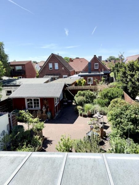 Norden * Fenster OG von 2016 * Garage * Kamin * Gartenhaus * Wintergarten * 2 Bäder * Haus kaufen
