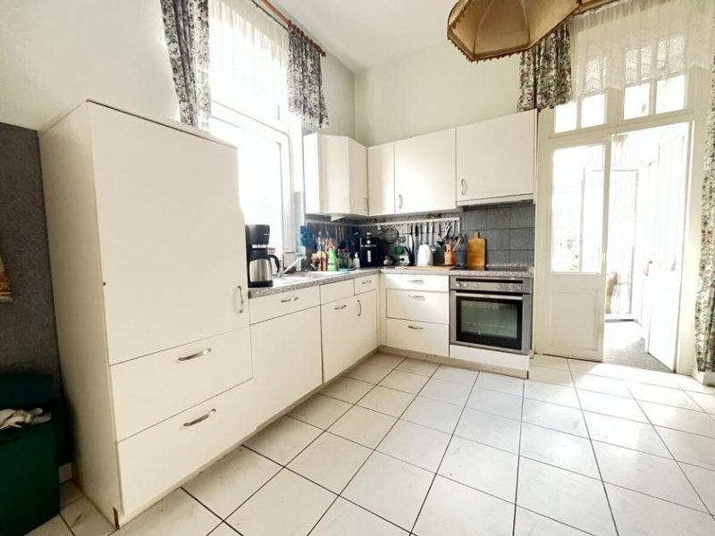 Norden Jugendstilvilla mit EBK, Wintergarten und Garage! Haus kaufen