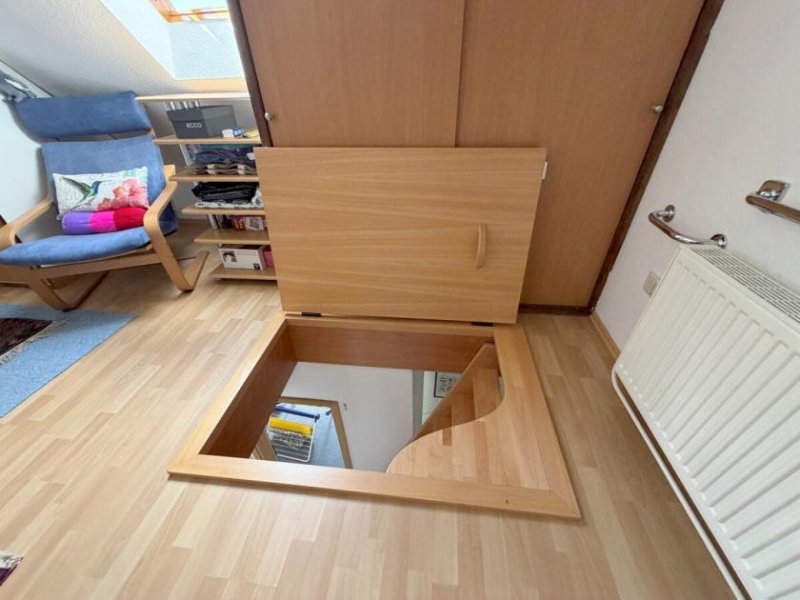 Norden Möblierte Immobilie mit EBK und elektr. Markise in ruhiger Wohnlage! Haus kaufen