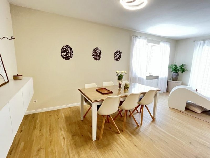 Norden Neuwertige Haushälfte mit Einbauküche in ruhiger Wohnlage! Haus kaufen