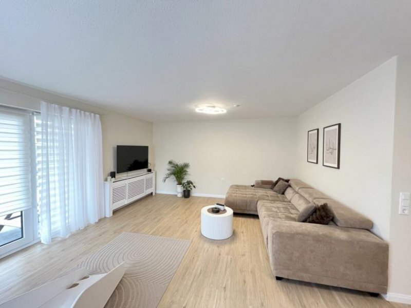 Norden Neuwertige Haushälfte mit Einbauküche in ruhiger Wohnlage! Haus kaufen