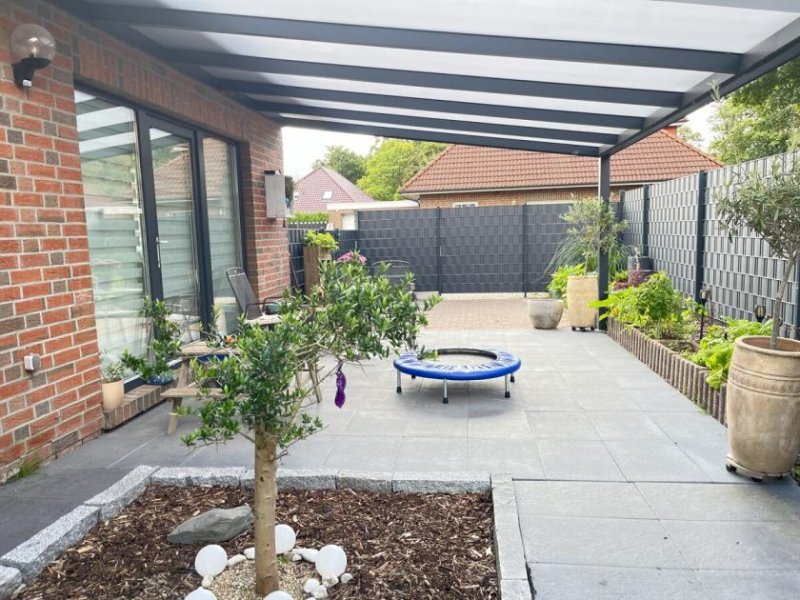 Norden Neuwertige Haushälfte mit Einbauküche in ruhiger Wohnlage! Haus kaufen