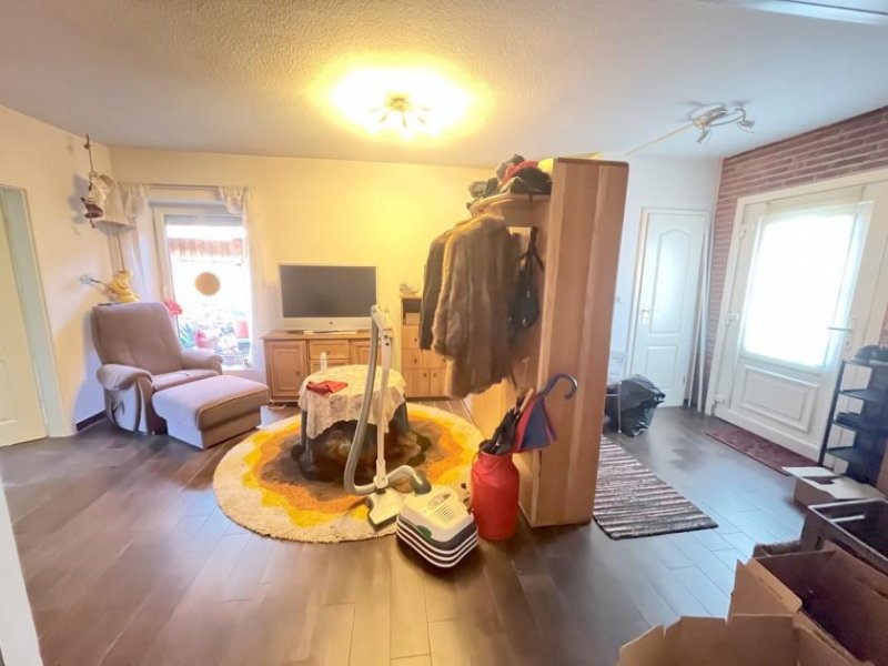 Hage Winkelbungalow mit Schwimmbad, Photovoltaikanlage, EBK und 2 Garagen! Haus kaufen