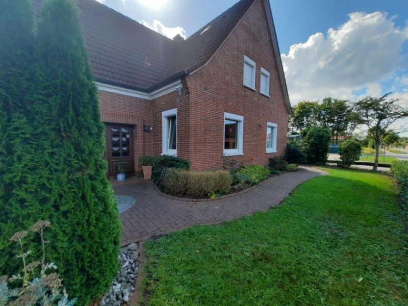 Großheide TOP Ein-/Zweifamilienhaus * TOP-Lage * NUR 9500m von der Nordseeküste entfernt * Wintergarten * 2 Wohneinheiten möglich * * *