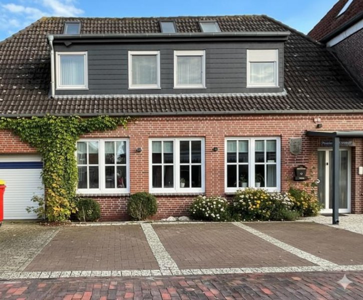Dornum Pension mit 7 Zimmern, Apartment
und vieles mehr in zentraler Lage! Gewerbe kaufen