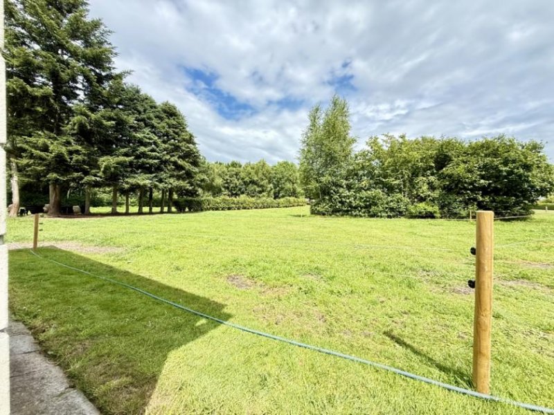 Barßel * Exklusives Anwesen Baujahr 2002 auf 7.549 m² * modernes Haus * ruhige Sackgassenlage * TOP Lage * Haus kaufen