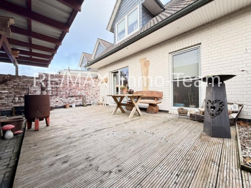 Barßel * Top Lage * DHH * Heizung von 2023 * PV-Anlage 2024 * Doppelcarport * Baujahr 1996 * Kaminofen * Haus kaufen