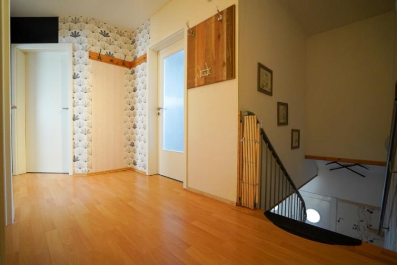 Saterland * 6 Schlafzimmer * Gasheizung von 2023 * großer Innenhof * großes Grundstück * überdachte Terrasse Haus kaufen