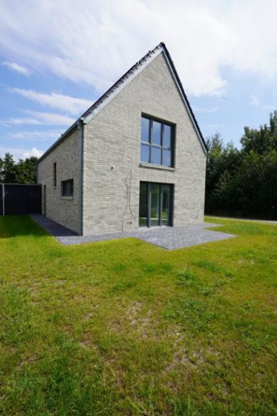 Saterland *ca. 16 km vor dem Saterland! * KfW-Fördermittel möglich/Förderfähig! * KW 40 * Wärmepumpe * Photovoltaik * Neubau* Haus