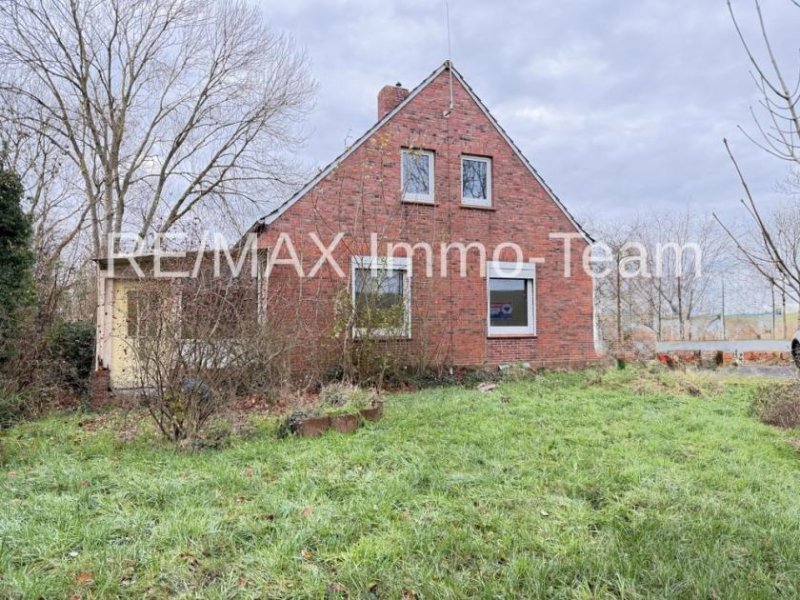 Leer (Ostfriesland) * Handwerker aufgepasst * 2 Wohnungen * Top Lage * Heizung von 2019 * Doppelgarage * Haus kaufen