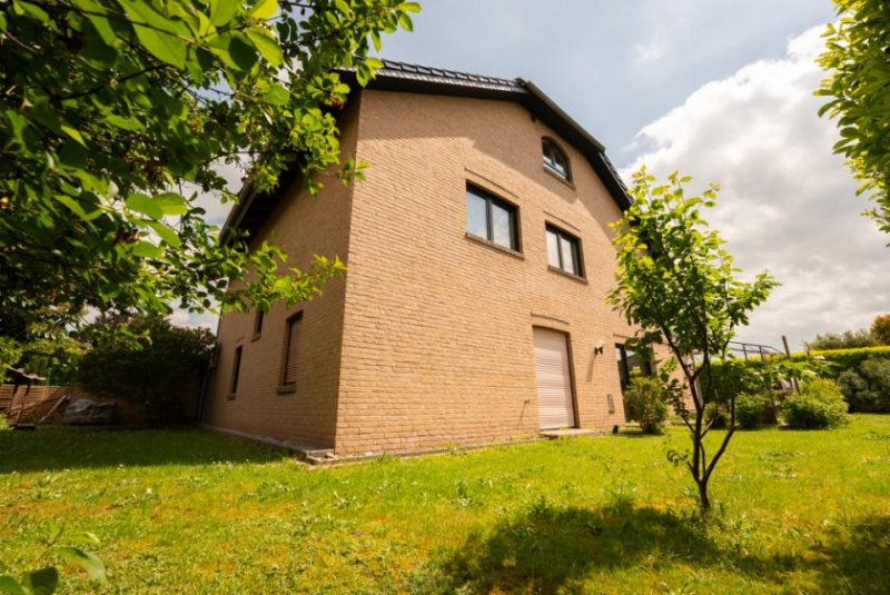 Leer (Ostfriesland) Mittendrin und doch allein! * Sackgassenendlage* Terrasse * Fußbodenerwärmung * Glasfaser * Haus kaufen