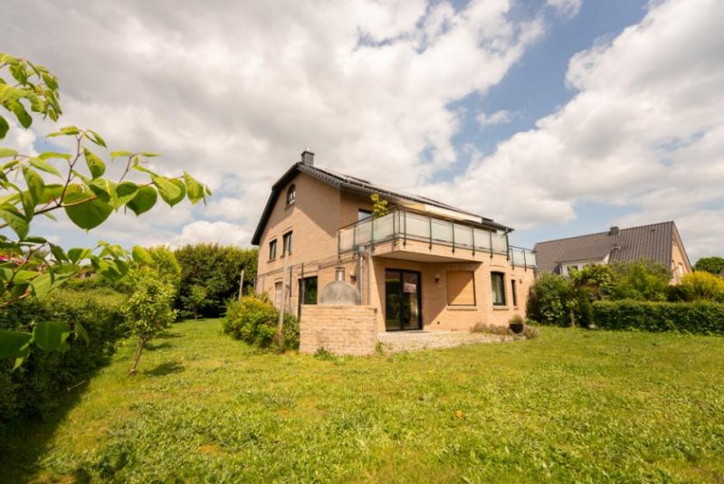 Leer (Ostfriesland) Mittendrin und doch allein! * Sackgassenendlage* Terrasse * Fußbodenerwärmung * Glasfaser * Haus kaufen