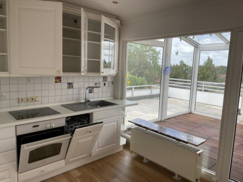 Leer (Ostfriesland) Reserviert! Licht, Ruhe, Komfort - Helle 2-Zimmer-Wohnung mit Wintergarten in Leer Wohnung kaufen