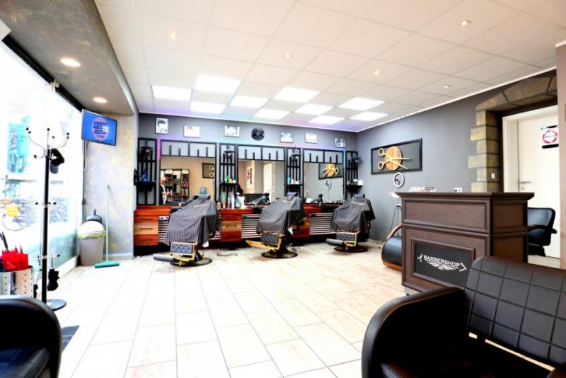 Leer (Ostfriesland) Tolle Rendite * Fußgängerzone Leer * Wohn-/Geschäftshaus * 2 Gew.einheiten * 4 Whg. * vermietet * Haus kaufen