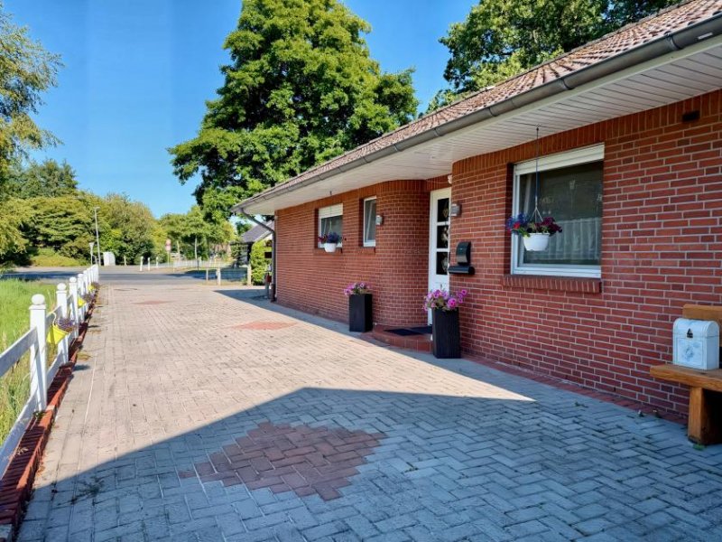 Westoverledingen * Bungalow mit seltenem 1.667 m² Grundstück und wunderschönem Baumbestand * Haus kaufen