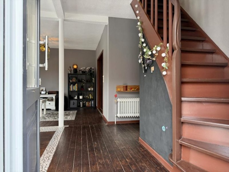 Westoverledingen * Gepflegtes Einfamilienhaus mit Charme, Kamin & großzügigem Grundstück * Haus kaufen