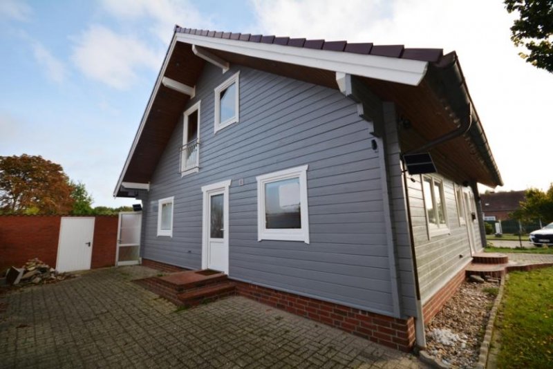 Westoverledingen * Holzhaus mit frischem Anstrich in Völlenerfehn * Haus kaufen