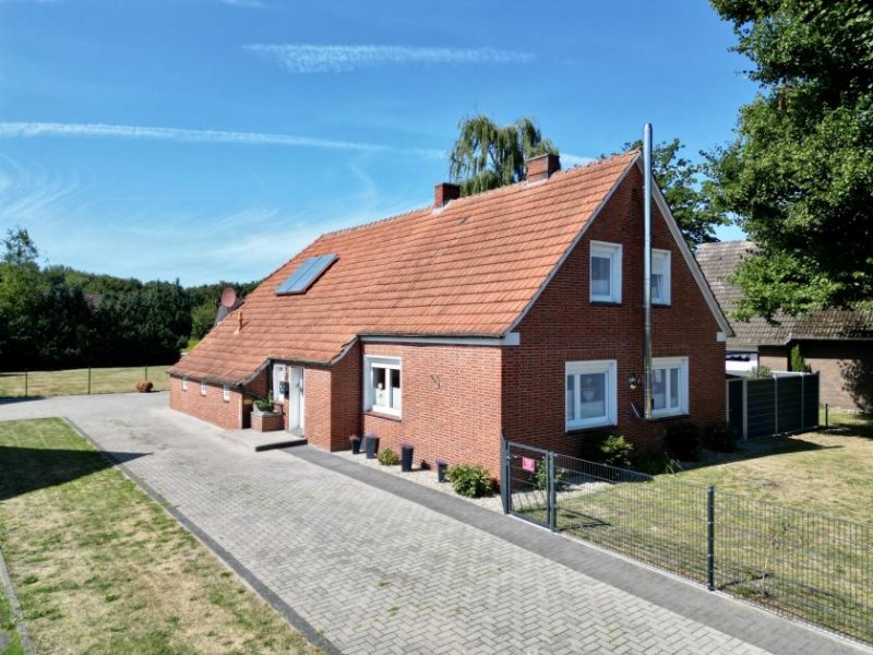 Westoverledingen * Kernsaniert, 177 m², 1.021 m² Grundstück, Fußbodenheizung, Kaminofen & Ausbaupotenzial * Haus kaufen
