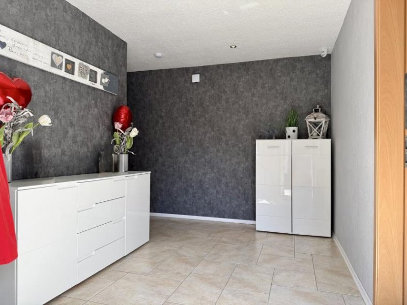 Westoverledingen * Kernsaniert, 177 m², 1.021 m² Grundstück, Fußbodenheizung, Kaminofen & Ausbaupotenzial * Haus kaufen