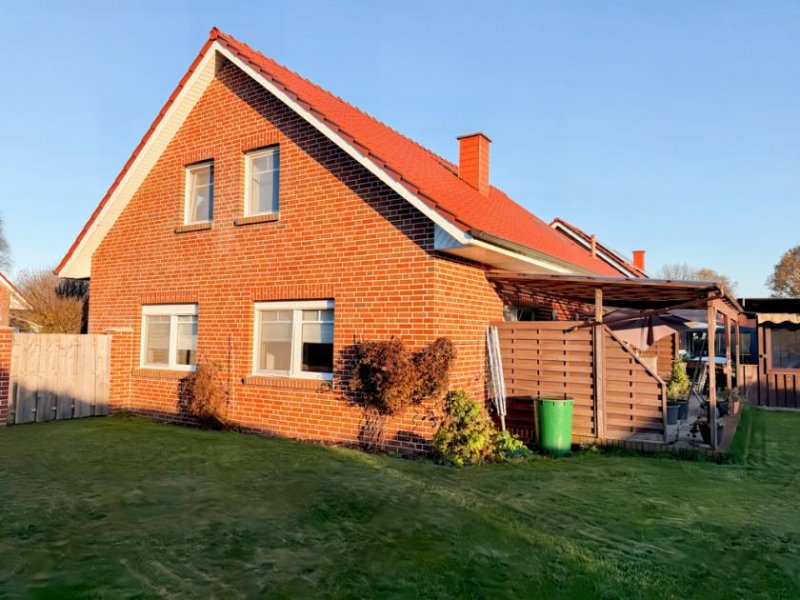 Westoverledingen "Zweifamilienhaus mit absehbarer Vollverfügbarkeit – starke Kapitalanlage Haus kaufen