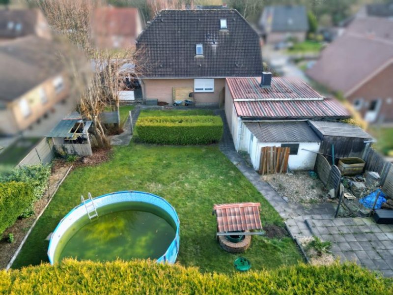 Westoverledingen * Zweifamilienhaus mit zwei Wohneinheiten & großem Grundstück * Haus kaufen