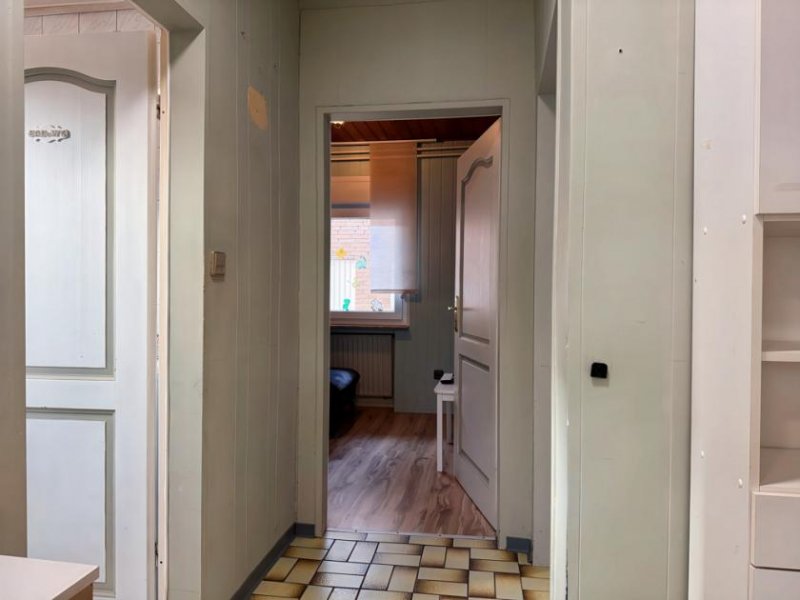Westoverledingen * Zweifamilienhaus mit zwei Wohneinheiten & großem Grundstück * Haus kaufen