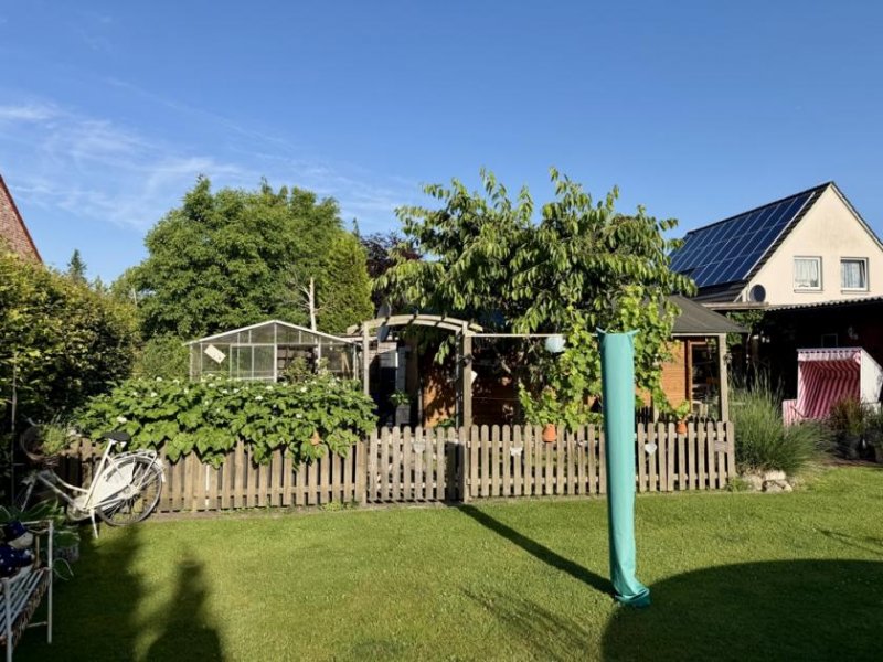 Westoverledingen * Zweifamilienhaus * Sehr modern & sehr gepflegt * hochwertige Einbauküchen * eigener Pool * Haus kaufen