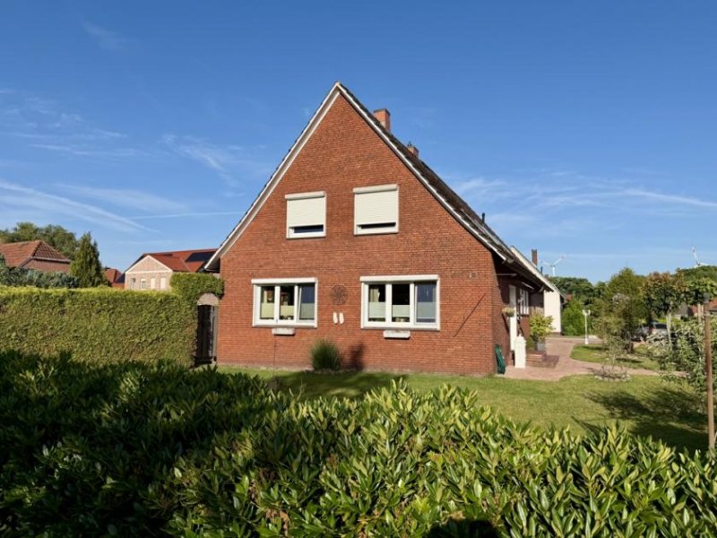 Westoverledingen * Zweifamilienhaus * Sehr modern & sehr gepflegt * hochwertige Einbauküchen * eigener Pool * Haus kaufen