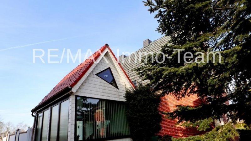 Rhauderfehn EFH im Zentrum von Rhauderfehn * 6 ZKB * Kanallage * Bj. 1962 * 1294 m² Grundstück * Haus kaufen