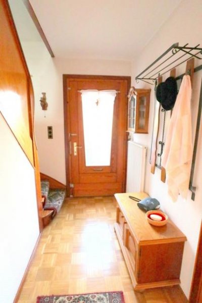 Rhauderfehn EFH im Zentrum von Rhauderfehn * 6 ZKB * Kanallage * Bj. 1962 * 1294 m² Grundstück * Haus kaufen
