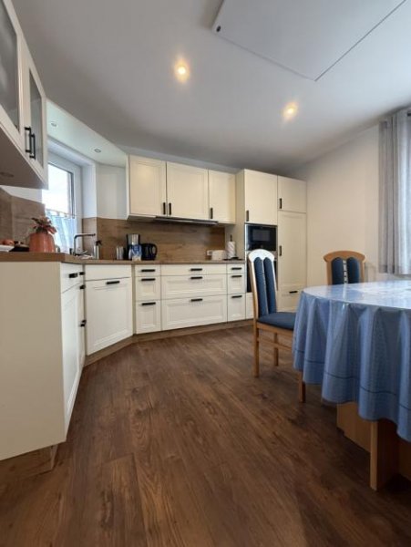 Rhauderfehn Exklusiver, moderner Bungalow in top Lage von Rhauderfehn!
Hochwertig gebaut & solide vermietet Haus kaufen