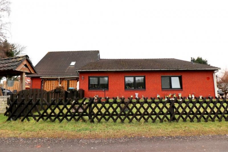 Rhauderfehn Mehrfamilienhaus in Rhauderfehn * 3 vermietete Wohnungen * zentrale Lage * Kaufpreis VB * Haus kaufen